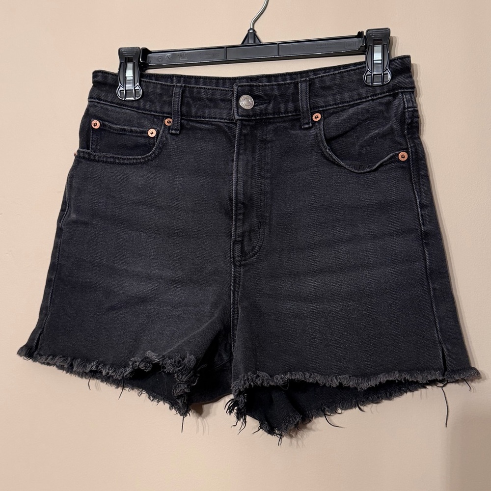 American Eagle 90s Shorts